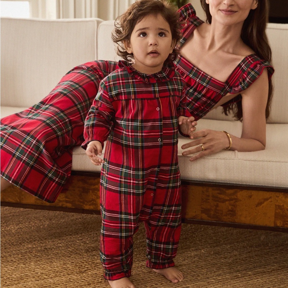 Petite Plume Baby's Brushed Twill Madeline Romper in Imperial Tartan 6/12 Months - Picture 7 of 9